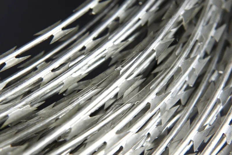 NATO-Draht Typ US ohne Verklammerung als Endlosdraht, verzinkt 200 m (lfdm.) – Bild 2