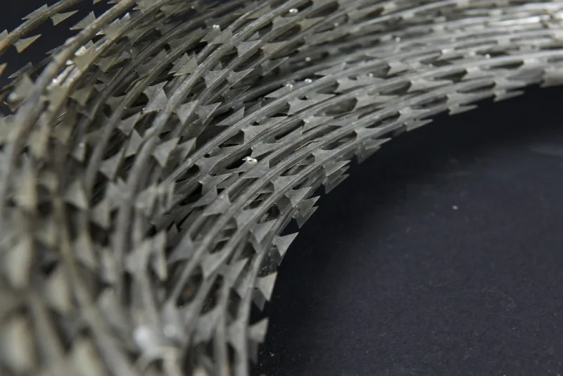 NATO-Draht Typ US ohne Verklammerung als Endlosdraht, verzinkt 200 m (lfdm.) – Bild 3